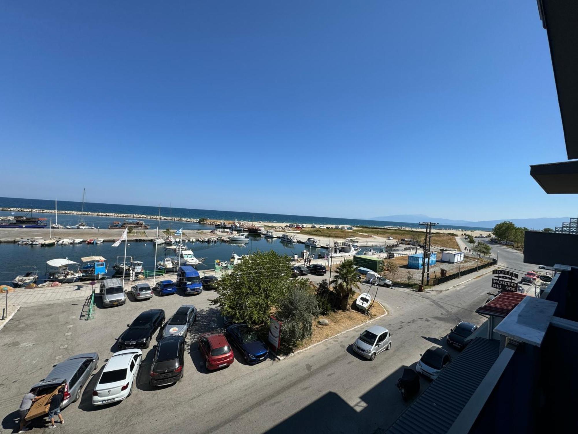 Poseidon 4 Apartment Paralia Katerinis Bagian luar foto